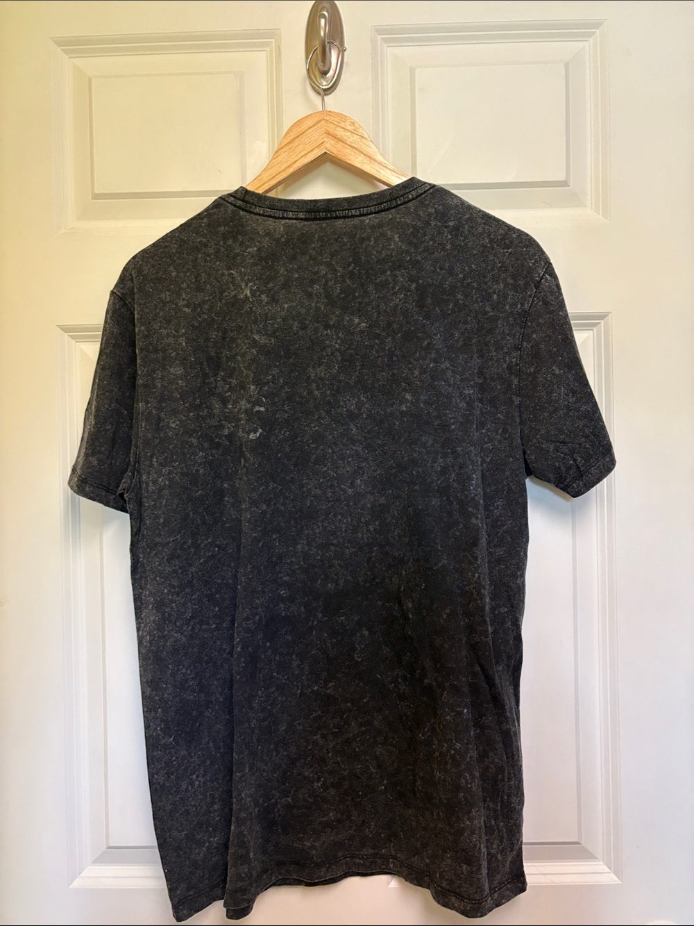 New Peanuts Black Mineral-Wash Short Sleeve Tee with aHalloween Graphic - Picture 10 of 13